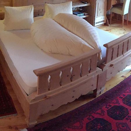 Hotel Chasa Sofia Scuol Δωμάτιο φωτογραφία