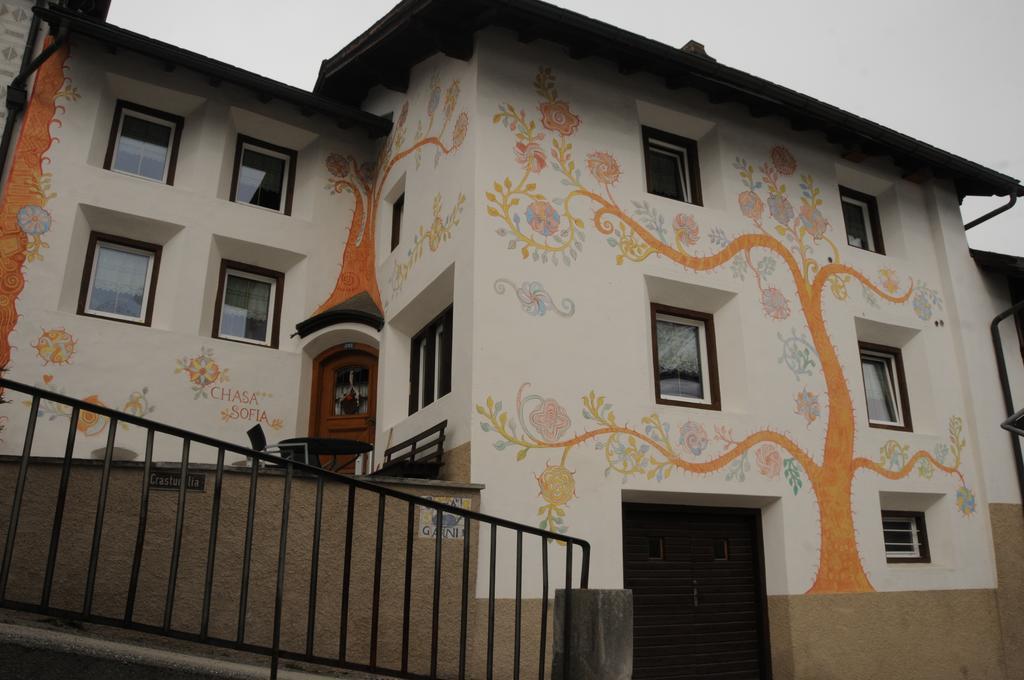 Hotel Chasa Sofia Scuol Εξωτερικό φωτογραφία