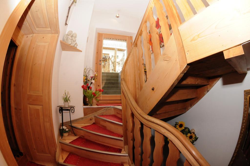 Hotel Chasa Sofia Scuol Εξωτερικό φωτογραφία