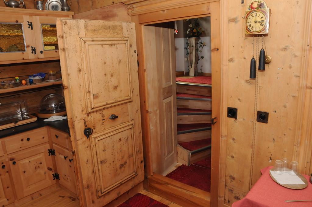 Hotel Chasa Sofia Scuol Εξωτερικό φωτογραφία