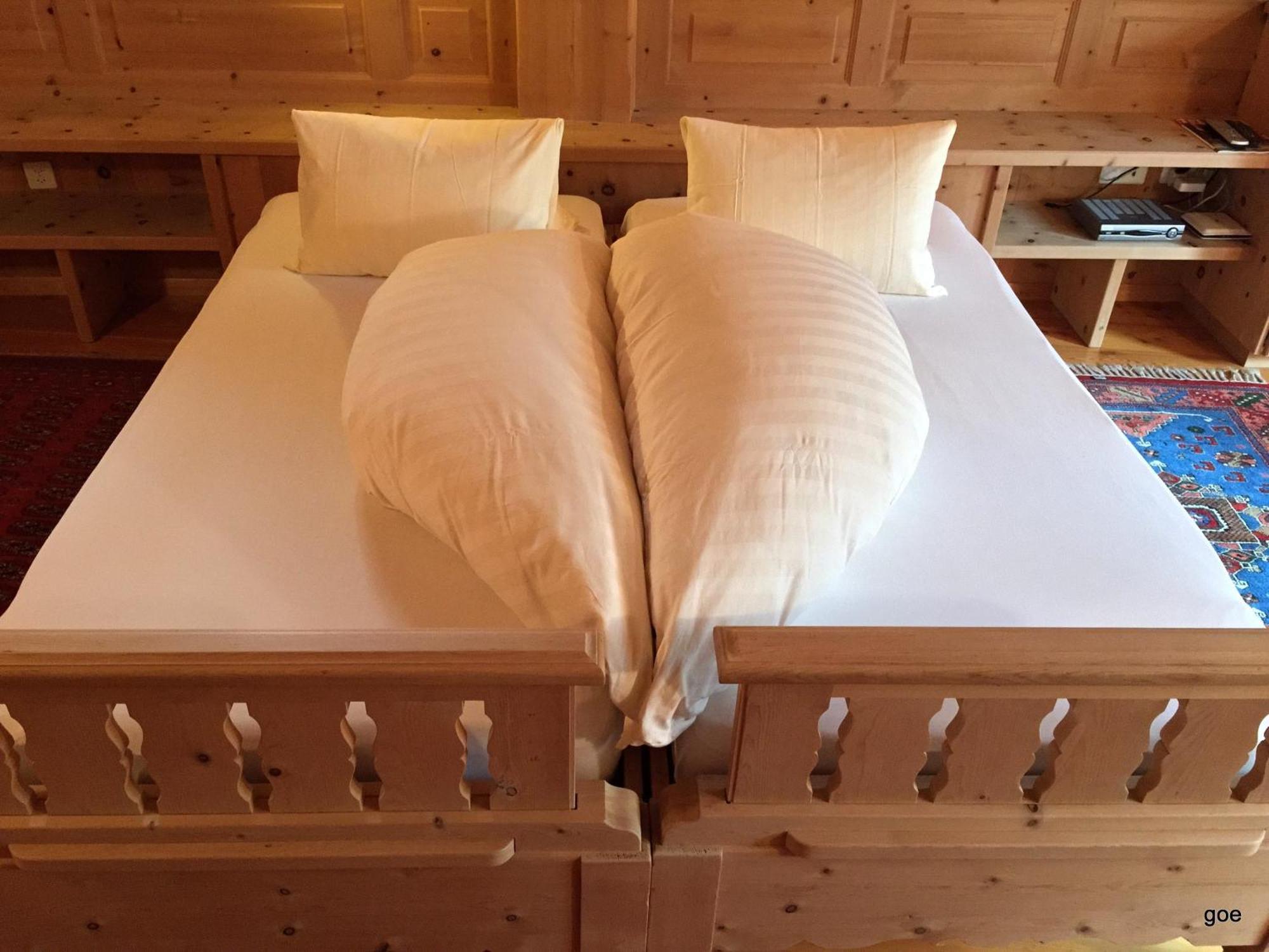 Hotel Chasa Sofia Scuol Δωμάτιο φωτογραφία